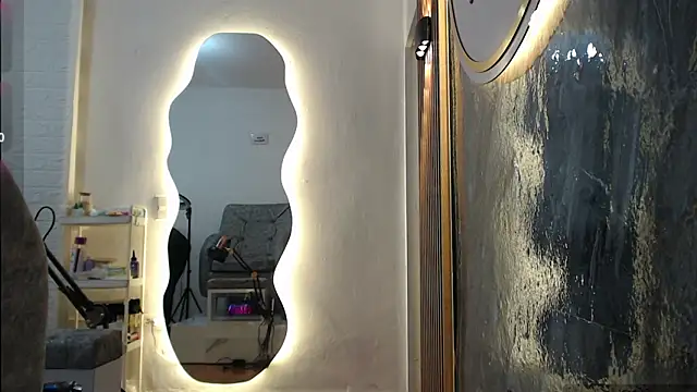 Snapshot of salome__lopez_ chatting on December 2025 03:43:01 PM salome lopez online show from December 2025 03:43:01 PM