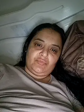 sarahhh1987 online show from November 2025 09:46:02 PM