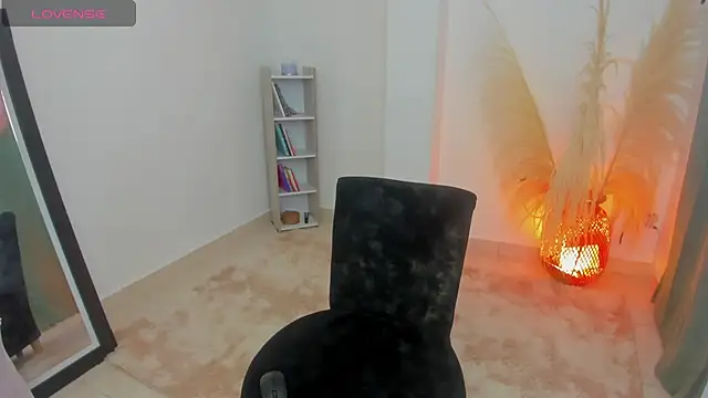 AnntoniaWood online show from March 2025 02:40:02 PM