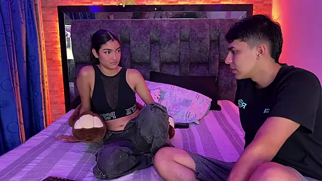 Snapshot of Juva___ chatting on November 2025 12:42:01 AM Juva online show from November 2025 12:42:01 AM