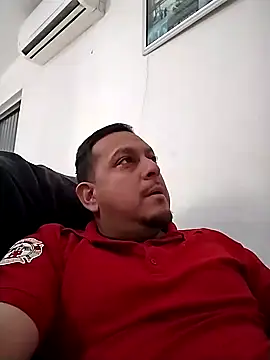 OmarMagSon online show from December 2024 07:42:01 PM
