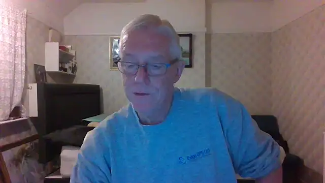 shaun63m online show from November 2025 01:38:01 AM