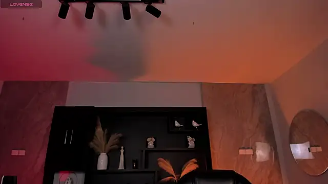 ViolettHansson online show from March 2026 07:30:01 PM