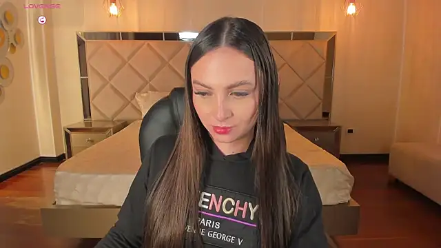 AliceHarper  online show from February 2025 07:10:01 AM