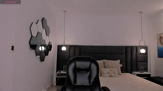 AliceHarper  online show from March 2025 03:54:01 AM