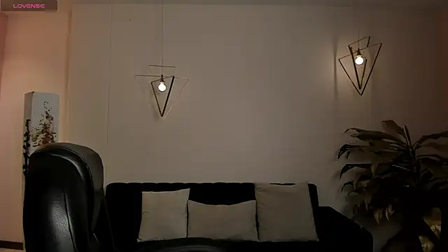AliceHarper  online show from May 2026 10:17:01 PM