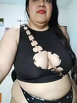 lunanataly online show from March 2025 06:32:01 PM