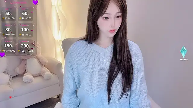 Kiss-18 online show from November 2025 03:25:01 PM