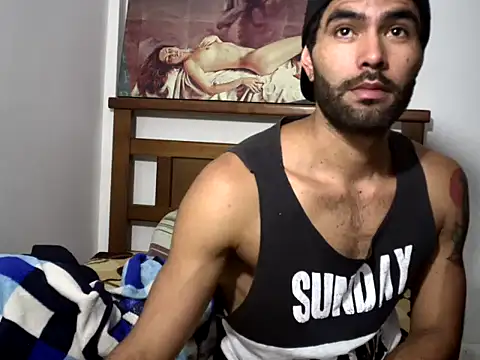 hideonbush051 online show from November 2025 02:31:02 AM