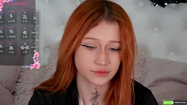 Snapshot of Eva_Cramer chatting on October 2025 01:45:02 PM Eva Cramer online show from October 2025 01:45:02 PM