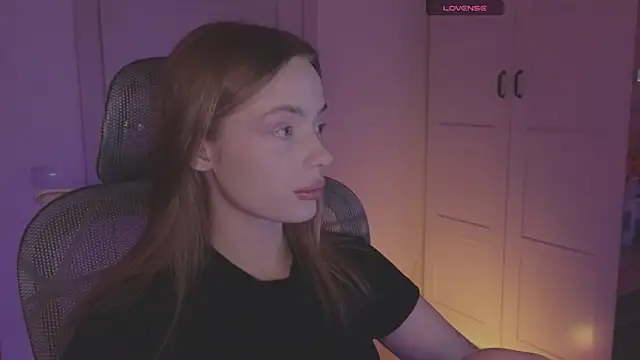  MayShy  online show from October 2025 05:41:02 AM