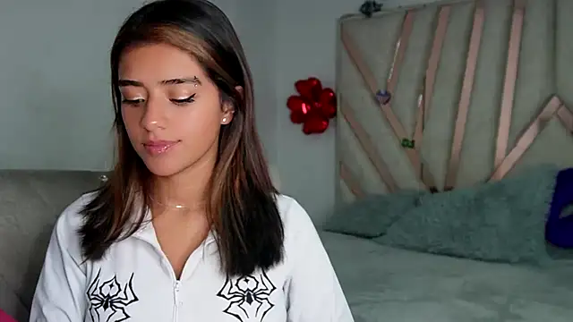 Rebecca 055 online show from November 2025 11:20:02 PM