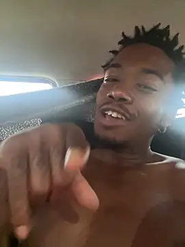 Snapshot of SlimeCrownzOut5 chatting on December 2024 05:31:01 PM SlimeCrownzOut5 online show from December 2024 05:31:01 PM