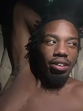 Snapshot of SlimeCrownzOut5 chatting on December 2024 12:02:02 AM SlimeCrownzOut5 online show from December 2024 12:02:02 AM