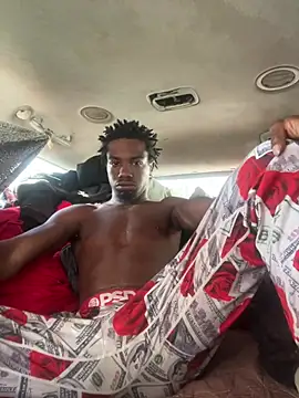 Snapshot of SlimeCrownzOut5 chatting on December 2024 08:03:02 PM SlimeCrownzOut5 online show from December 2024 08:03:02 PM