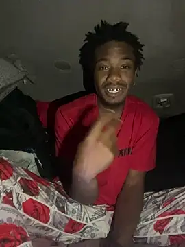 Snapshot of SlimeCrownzOut5 chatting on December 2024 02:35:01 AM SlimeCrownzOut5 online show from December 2024 02:35:01 AM