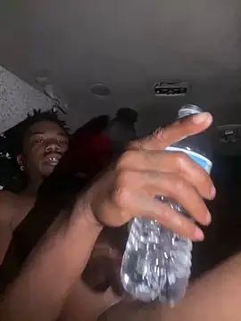 Snapshot of SlimeCrownzOut5 chatting on December 2024 05:39:01 AM SlimeCrownzOut5 online show from December 2024 05:39:01 AM