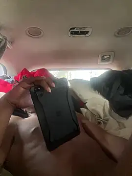 Snapshot of SlimeCrownzOut5 chatting on December 2024 07:45:01 PM SlimeCrownzOut5 online show from December 2024 07:45:01 PM