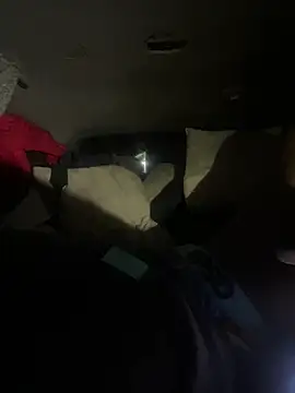 Snapshot of SlimeCrownzOut5 chatting on December 2024 05:37:01 AM SlimeCrownzOut5 online show from December 2024 05:37:01 AM