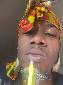 Snapshot of SlimeCrownzOut5 chatting on January 2025 09:15:02 PM SlimeCrownzOut5 online show from January 2025 09:15:02 PM