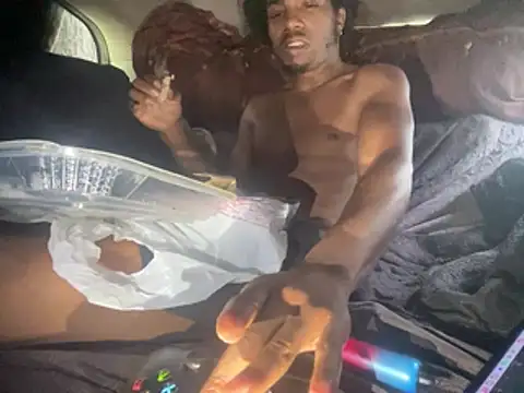 SlimeCrownzOut5 online show from April 2026 07:22:01 PM