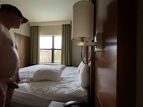 KrixKross online show from March 2026 01:17:02 PM