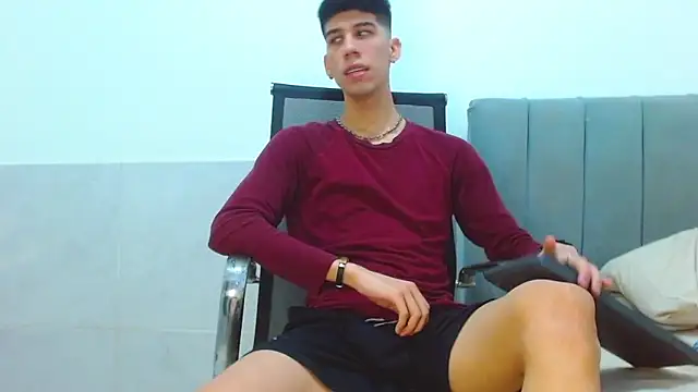 jhony-sex online show from April 2026 06:51:02 AM