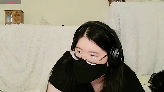 Kara-Nuna online show from November 2025 02:12:01 AM