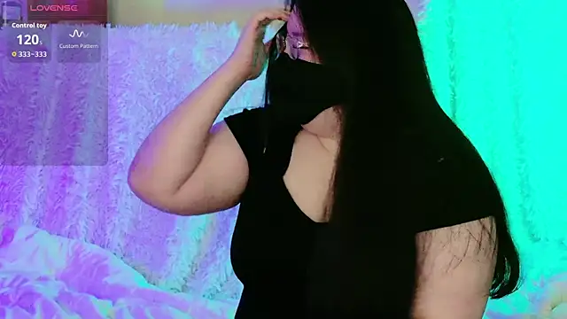 Snapshot of Kara-Nuna chatting on February 2026 03:25:01 AM Kara-Nuna online show from February 2026 03:25:01 AM