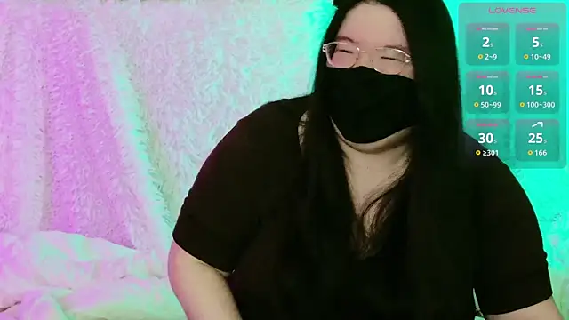 Snapshot of Kara-Nuna chatting on February 2026 05:29:01 AM Kara-Nuna online show from February 2026 05:29:01 AM