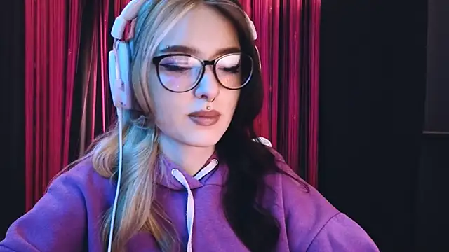 Avi Nile online show from March 2025 03:00:01 AM