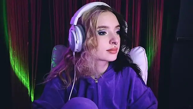 Avi Nile online show from March 2025 02:25:02 AM