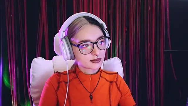 Avi Nile online show from March 2025 01:43:01 AM