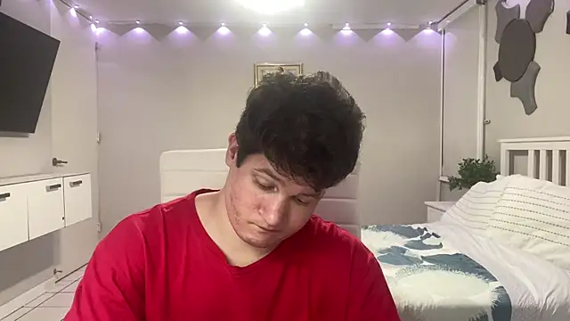 Lorenzo hernandez online show from March 2025 10:21:02 PM