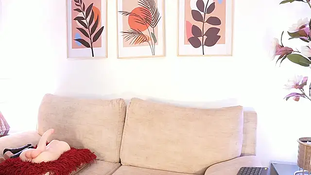 Zarawilliams online show from January 2025 11:42:02 AM