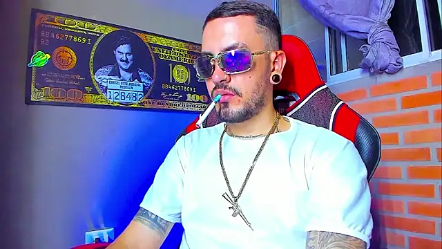 smoker445 online show from September 2025 04:45:02 AM