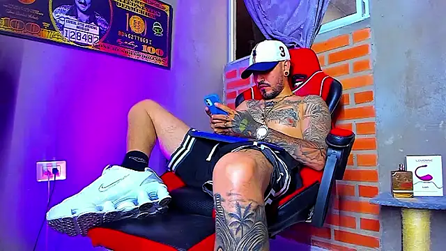 smoker445 online show from October 2025 10:56:02 AM