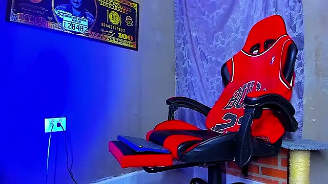 smoker445 online show from October 2025 10:34:02 AM