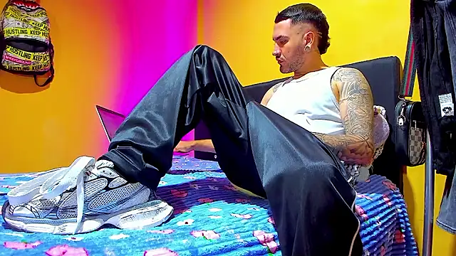 smoker445 online show from January 2026 12:32:02 PM