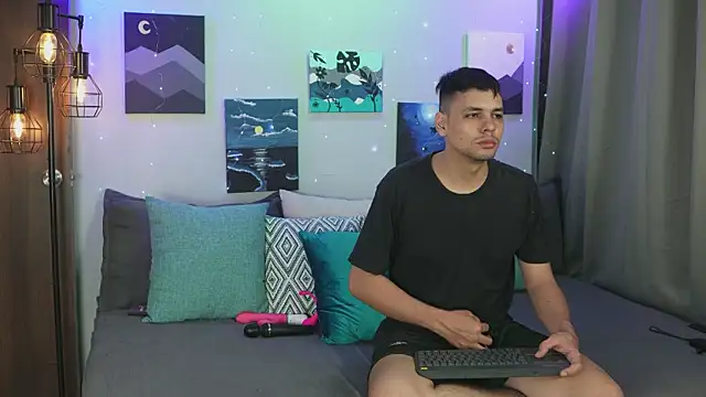 Cleoanubis- online show from September 2025 06:05:02 AM