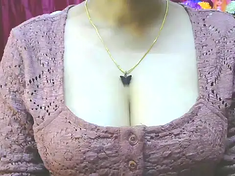 Snapshot of ishmita99 chatting on February 2025 05:49:02 AM ishmita99 online show from February 2025 05:49:02 AM