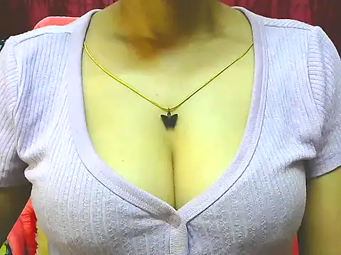 Snapshot of ishmita99 chatting on September 2025 04:47:01 AM ishmita99 online show from September 2025 04:47:01 AM