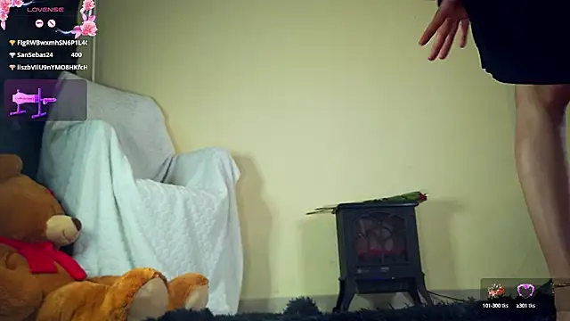 Snapshot of Finibondi chatting on January 2025 01:15:01 PM Finibondi online show from January 2025 01:15:01 PM