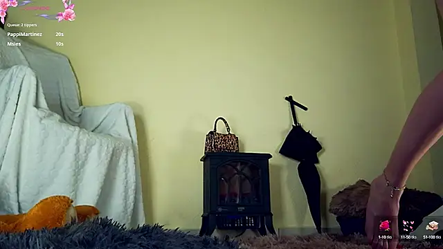 Snapshot of Finibondi chatting on January 2025 01:35:01 PM Finibondi online show from January 2025 01:35:01 PM