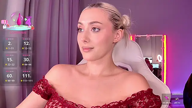 LoryWood online show from March 2026 03:48:01 PM