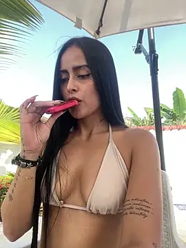 Alexandra duque online show from February 2025 08:39:01 PM