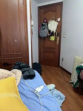 Snapshot of andreinitahg chatting on March 2025 08:01:02 AM andreinitahg online show from March 2025 08:01:02 AM