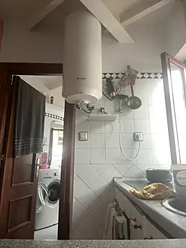 Snapshot of andreinitahg chatting on March 2025 09:15:02 AM andreinitahg online show from March 2025 09:15:02 AM