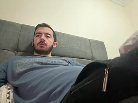 laynufff online show from April 2026 05:32:02 AM