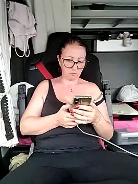 Snapshot of cuplubijoanna chatting on April 2026 09:13:01 AM cuplubijoanna online show from April 2026 09:13:01 AM